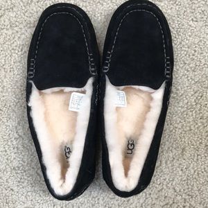 UGG Women’s Ansley Moccasin